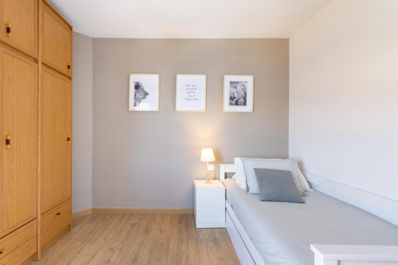Home2Book Comfy Beachfront Radazul Eksteriør billede